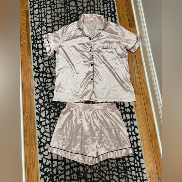 Other - Silky Pink Pajama Set